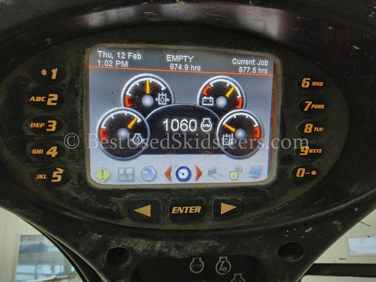 2023-bobcat-t770-image-35