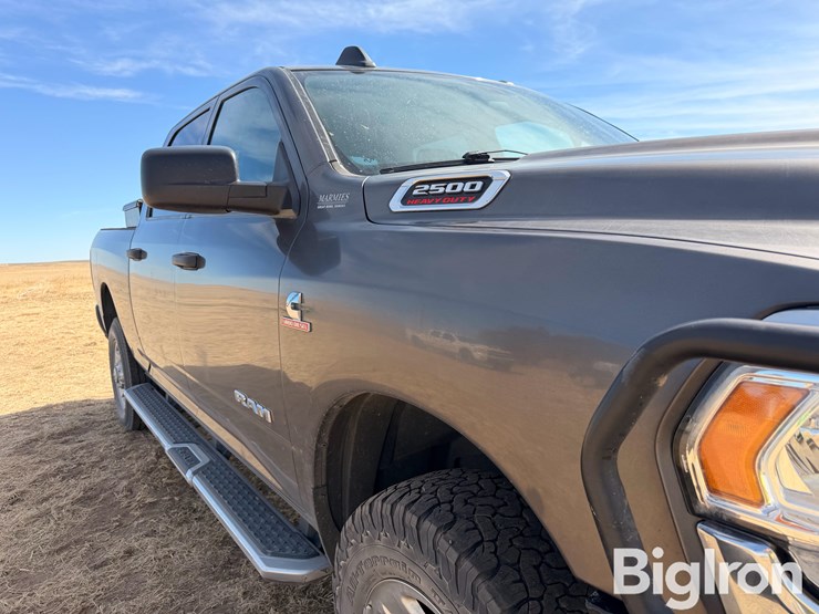 2022-dodge-2500-image-13