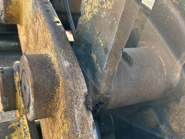 2004-caterpillar-321c-image-21