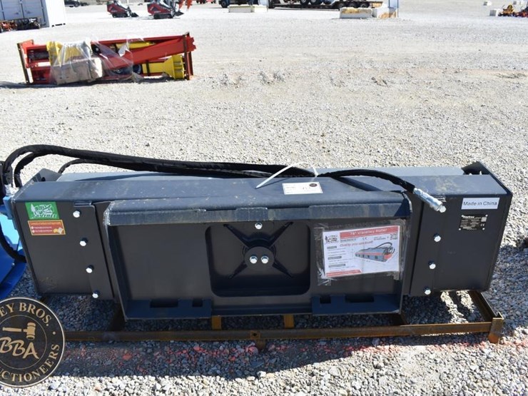 raytree-vibratory-roller-attachment-43399-image-2