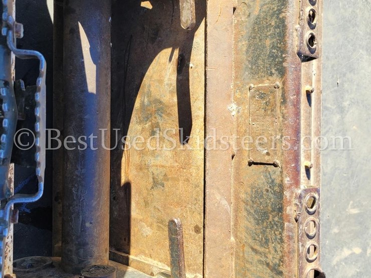 2016-bobcat-t740-image-12