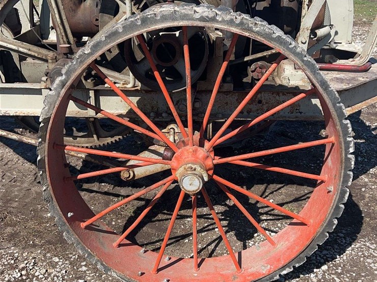 big-bull-tractor-image-15