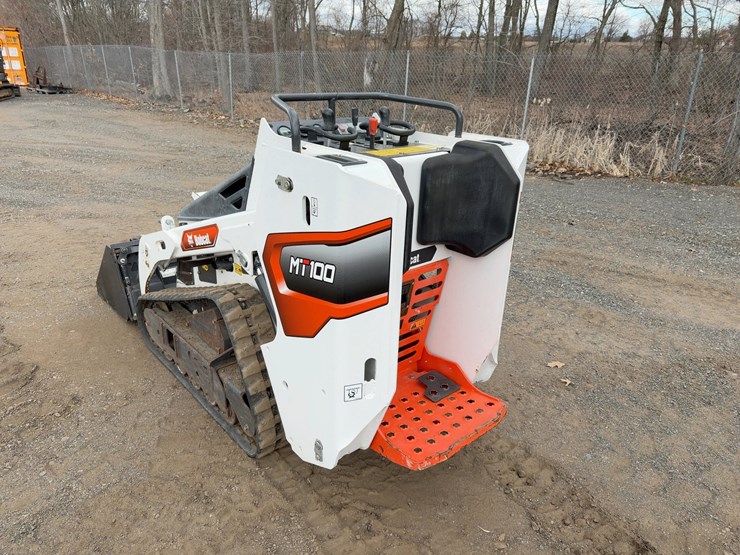 2023-bobcat-mt100-image-3