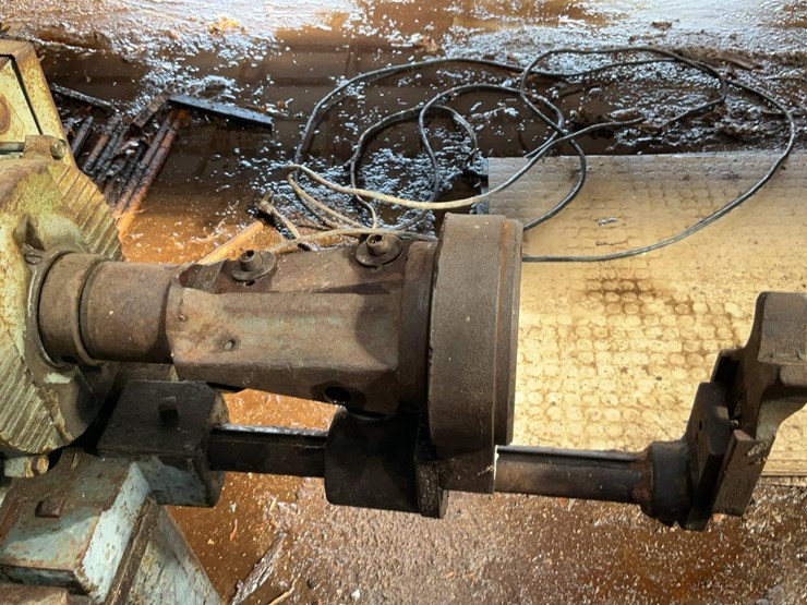 #135-•-stake-pointer-image-4