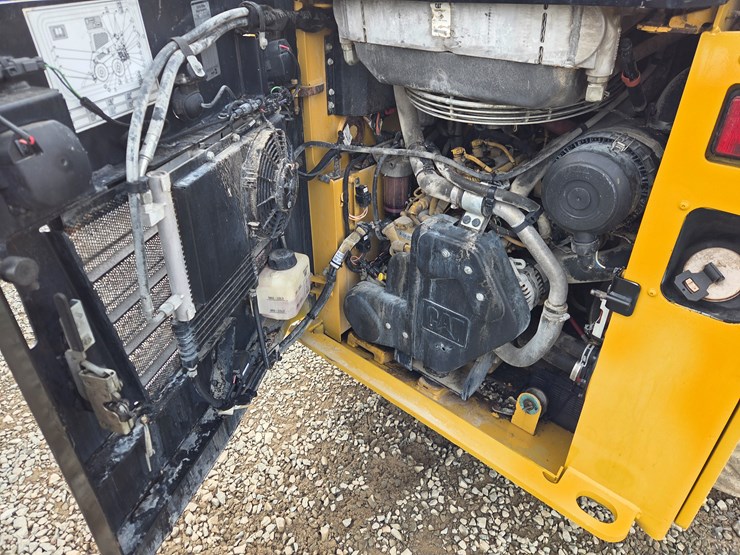 massey-ferguson-8-image-25