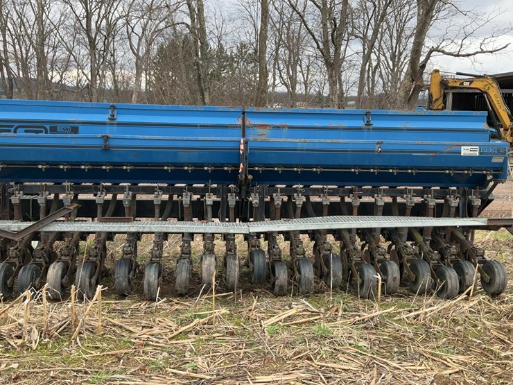 #704-•-best-grain-drill-image-7
