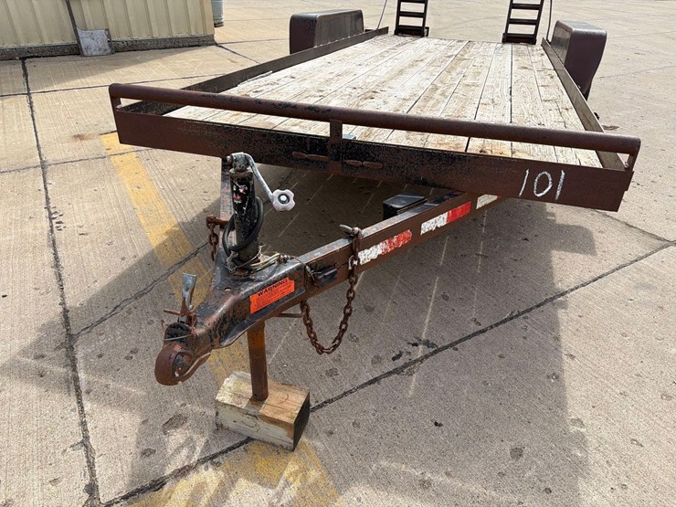 2006-dressen-80”-x-18ft-bumper-hitch-flatbed-trailer-image-12