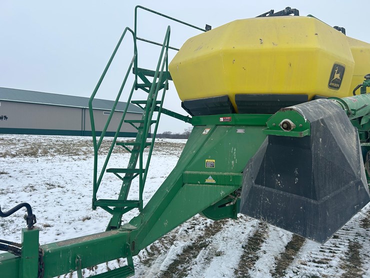 john-deere-1900-image-7