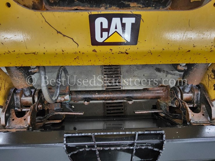 2014-caterpillar-259d-image-17