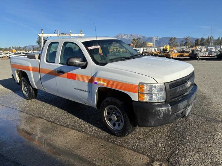 2007-chevrolet-1500-image-2