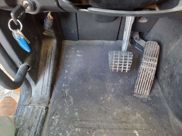 2019-freightliner-cascadia-3akjhhdr0kskr5281-mileage:-image-12