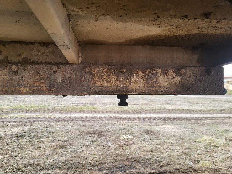 1996-warren-tandem-axle-feed-semi-trailer-image-44