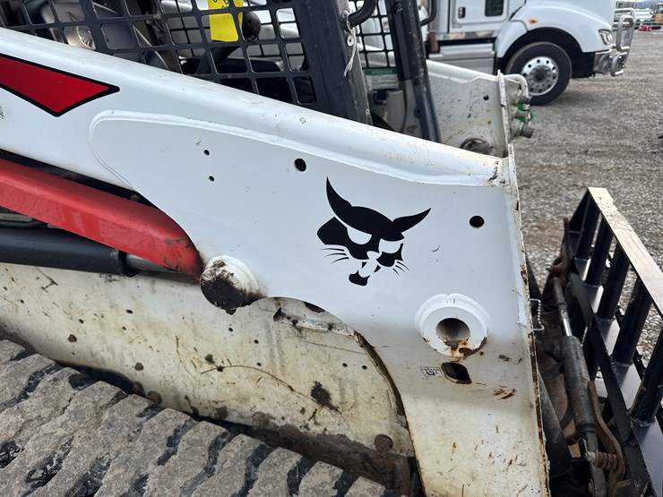 bobcat-t630-image-16