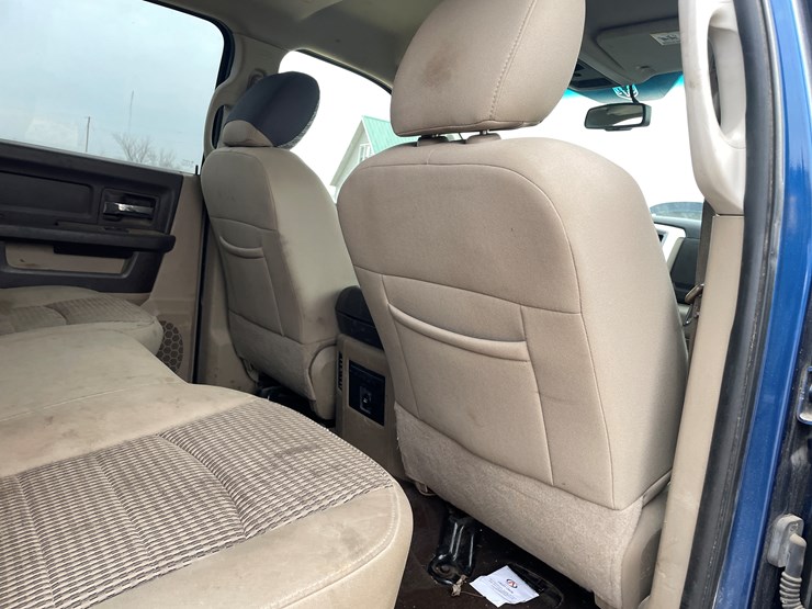 2011-dodge-ram-2500-image-30