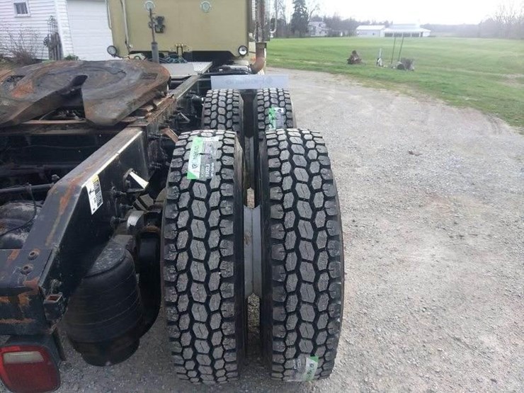 2012-peterbilt-386-image-9