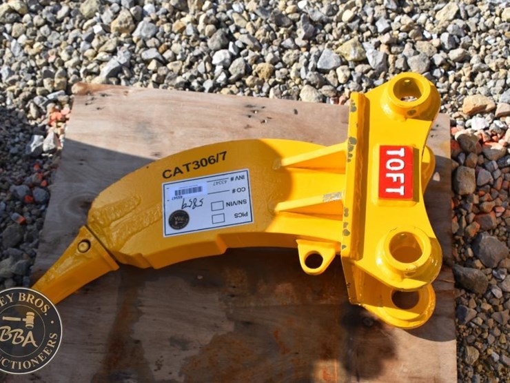 caterpillar-306-image-1