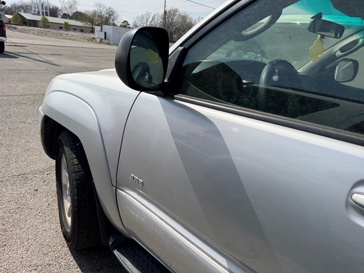 2004-toyota-4-runner-image-22