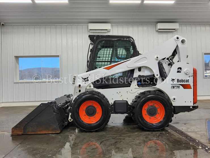 2019-bobcat-s770-image-2