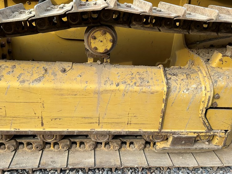 2023-caterpillar-d1-image-71