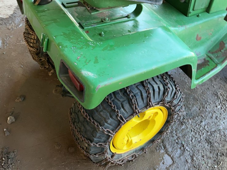 john-deere-332-image-15