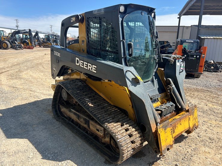 2015-deere-333e-image-7