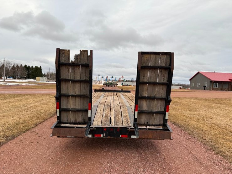 #193-•-lot-193-image-5