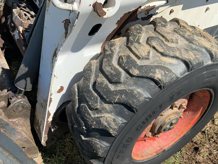 2013-bobcat-s630-image-22