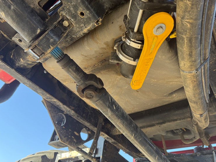 2015-apache-as720-image-79