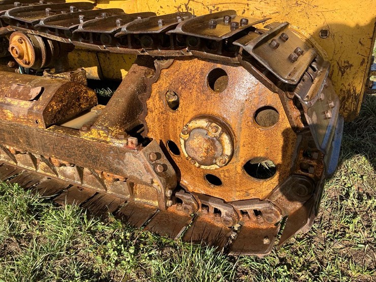 #350-•-1978-komatsu-d31-16-dozer-image-47