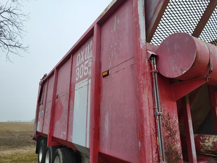 silage-wagon-image-38