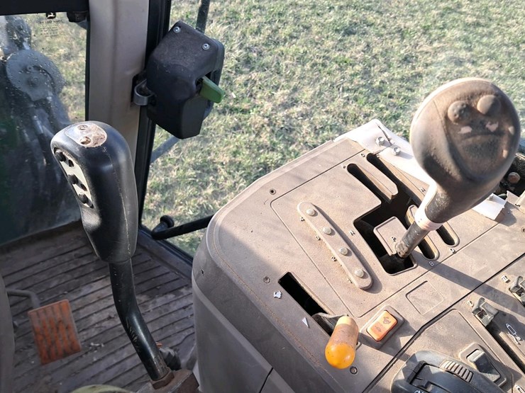 2010-john-deere-6230-image-19