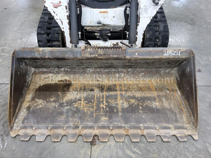 2016-bobcat-t590-image-9