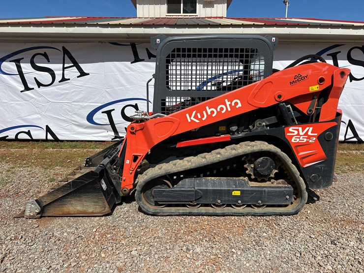 2023-kubota-svl65-2-image-2