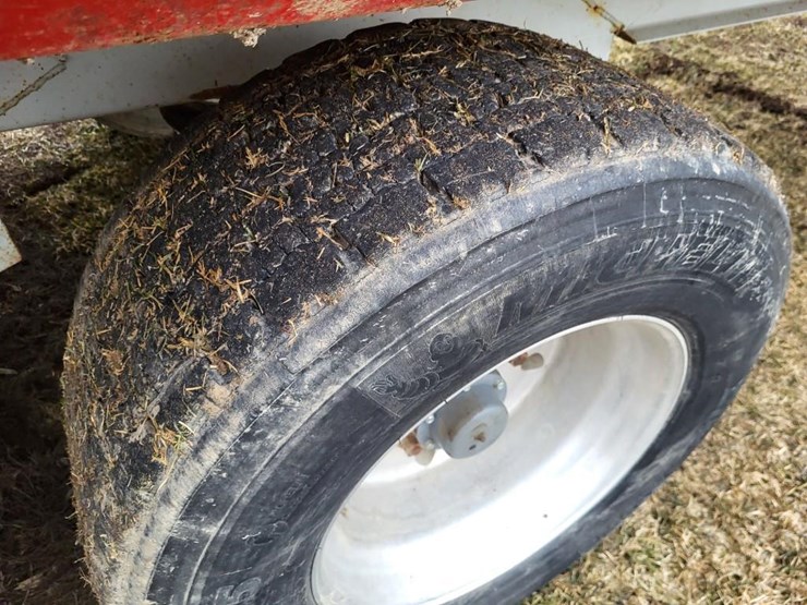 silage-wagon-image-30