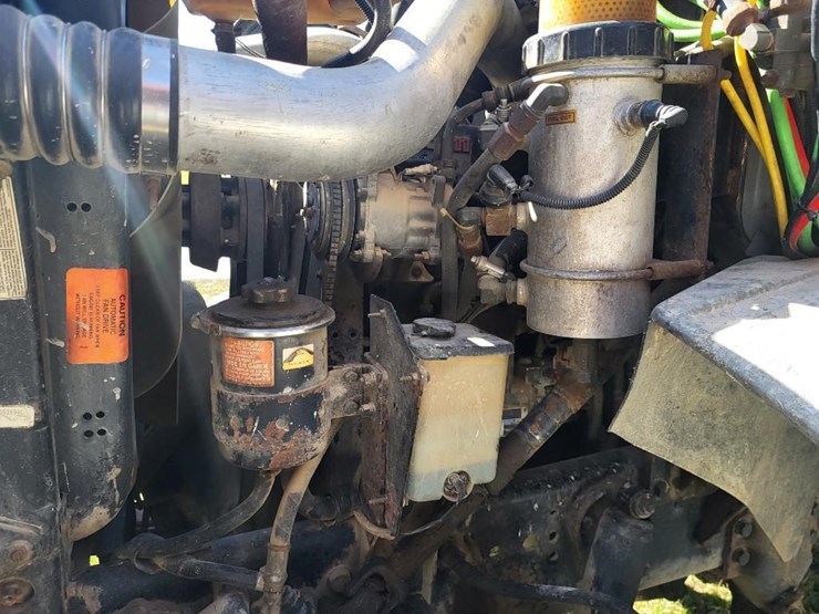 1995-ford-l9000-tandem-axle-day-cab-semi-image-71