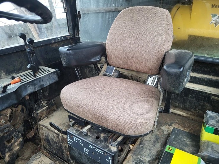 john-deere-8640-image-53