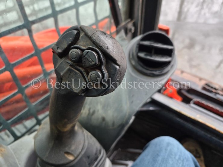 2022-kubota-svl97-2-image-14