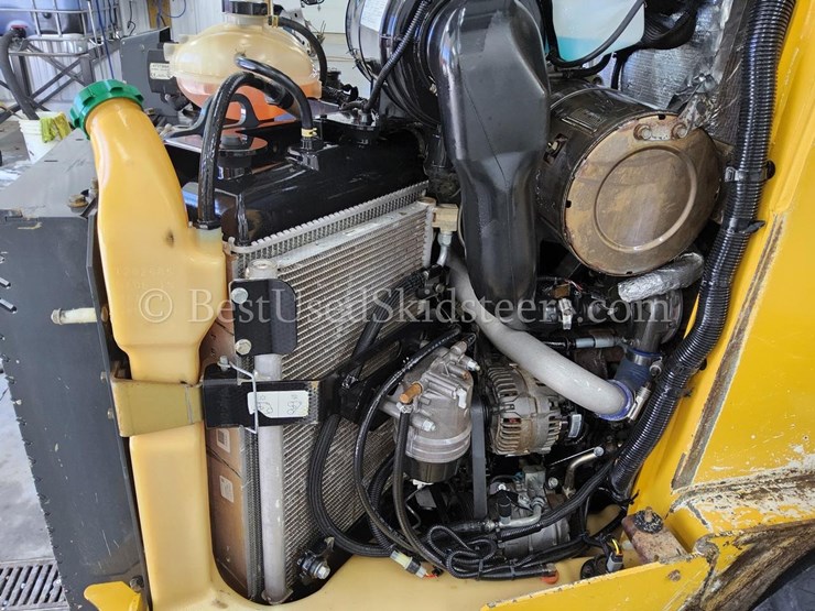 2014-deere-333e-image-9