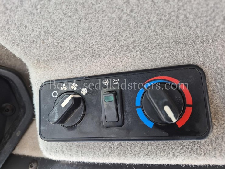 2022-bobcat-t66-image-11