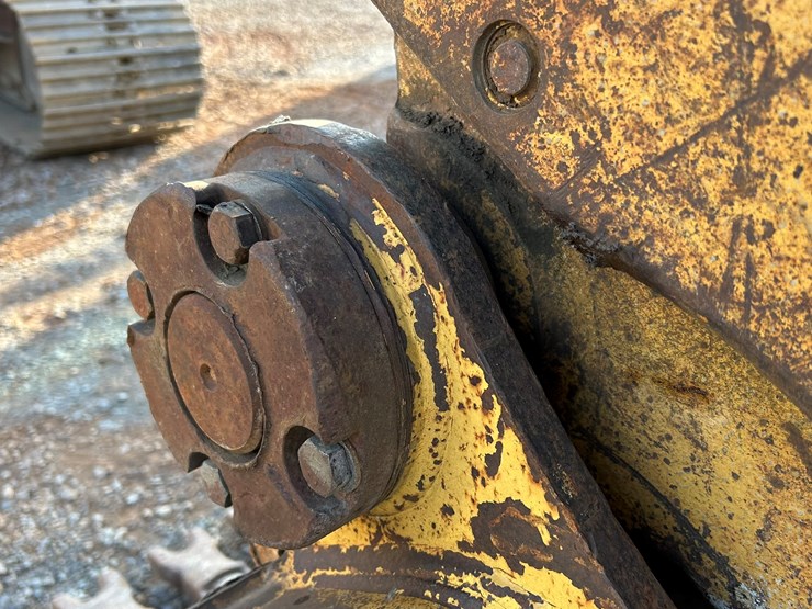 2004-caterpillar-321c-image-23