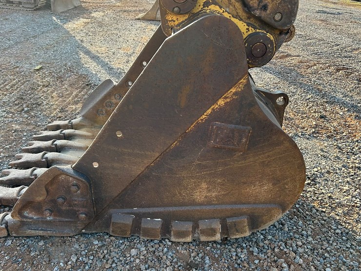 2004-caterpillar-321c-image-12