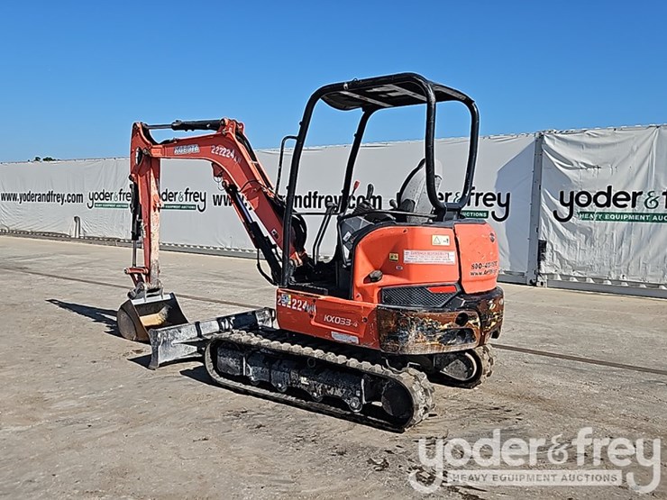 2019-kubota-kx033-4-image-4