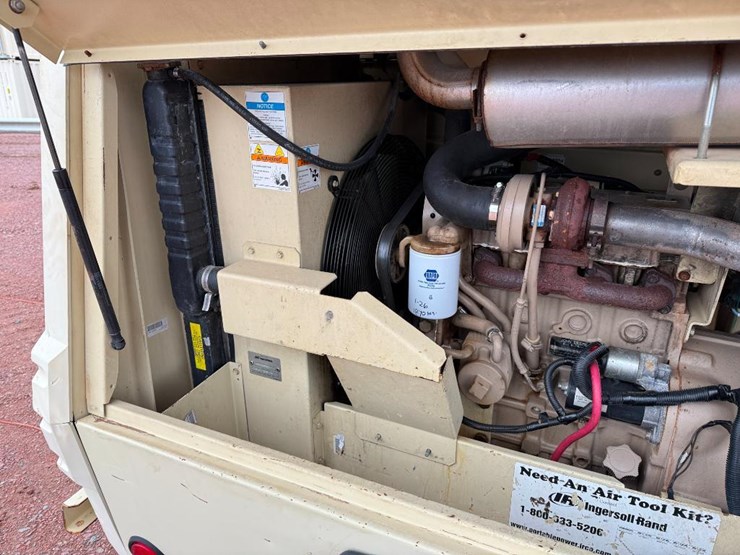 2005-ingersoll-rand-p185wjd-image-18