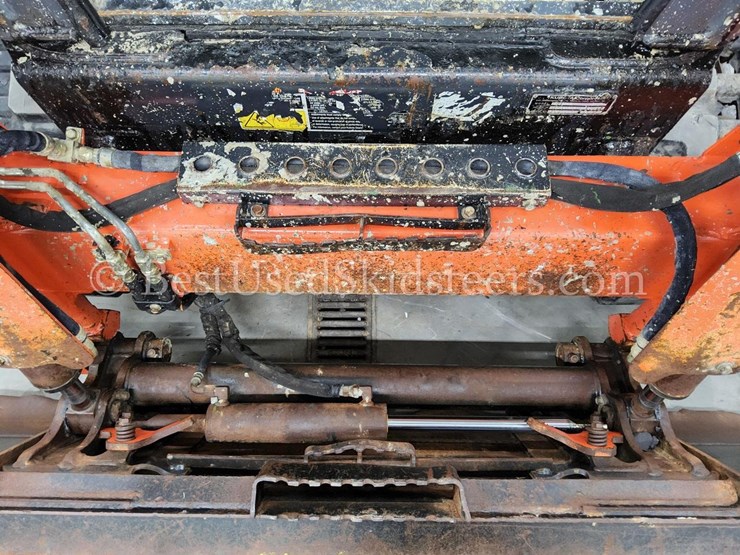 2020-kubota-svl65-2-image-18