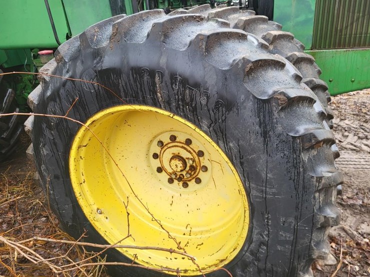 john-deere-8640-image-29