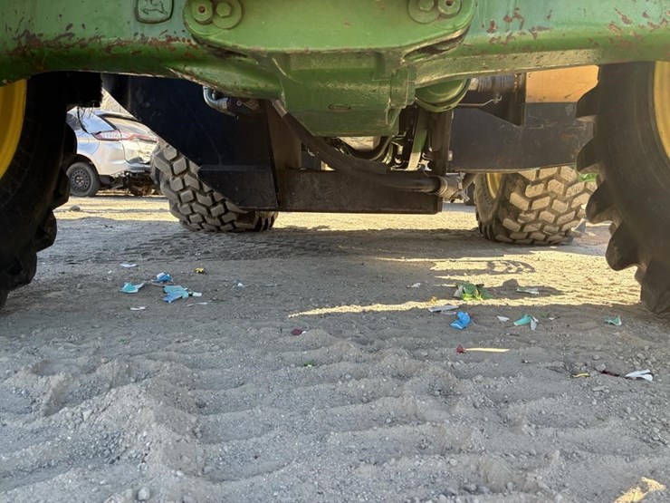 2005-john-deere-7130-image-16