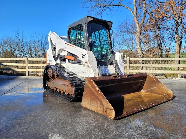 2016-bobcat-t740-image-7