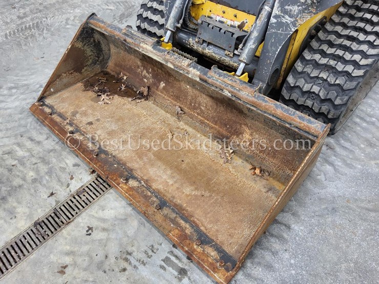 2023-deere-325g-image-9