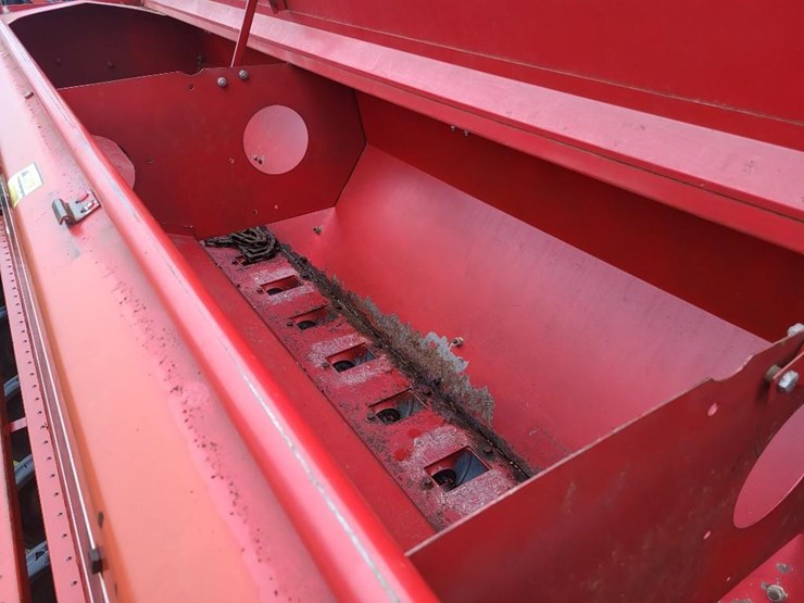 case-ih-5100-image-24