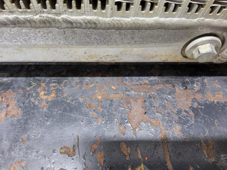 2019-kubota-svl95-2-skid-steer-loader-image-30